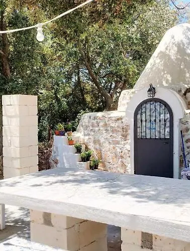 Trullo Alessandro E Raffaela 度假居 圣维托诺曼