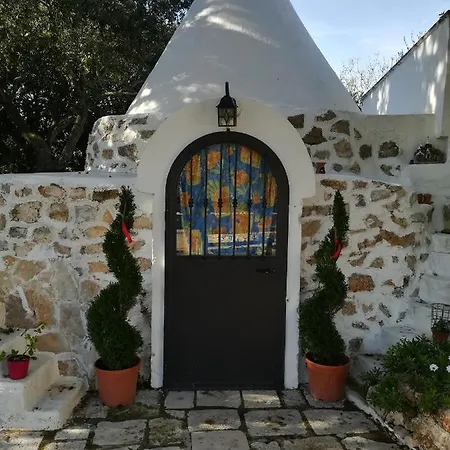 Trullo Alessandro E Raffaela * 圣维托诺曼
