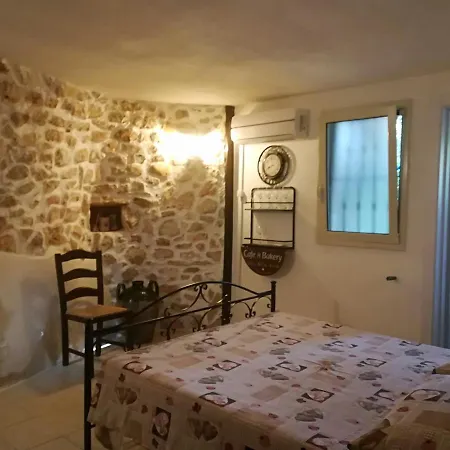 Trullo Alessandro E Raffaela Nyaraló