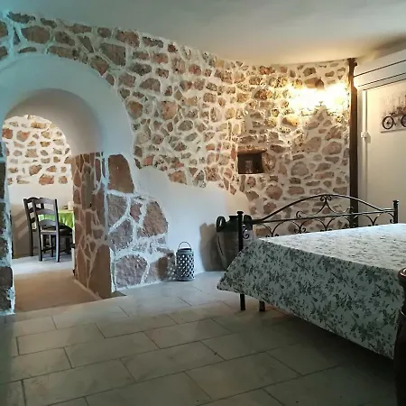 Holiday home Trullo Alessandro E Raffaela *
