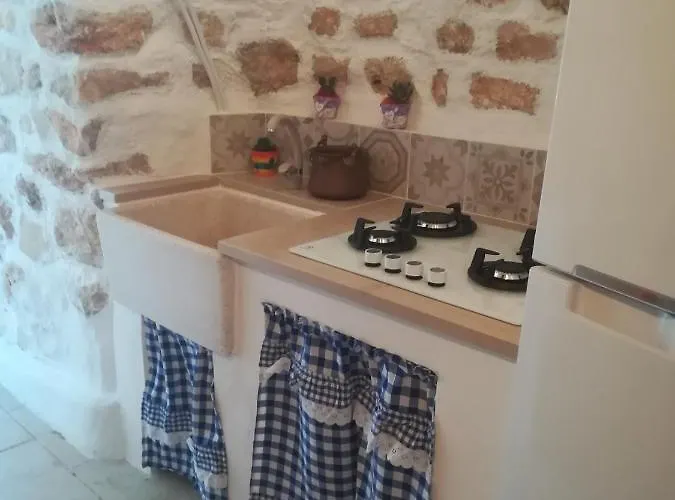 Trullo Alessandro Feriehus *